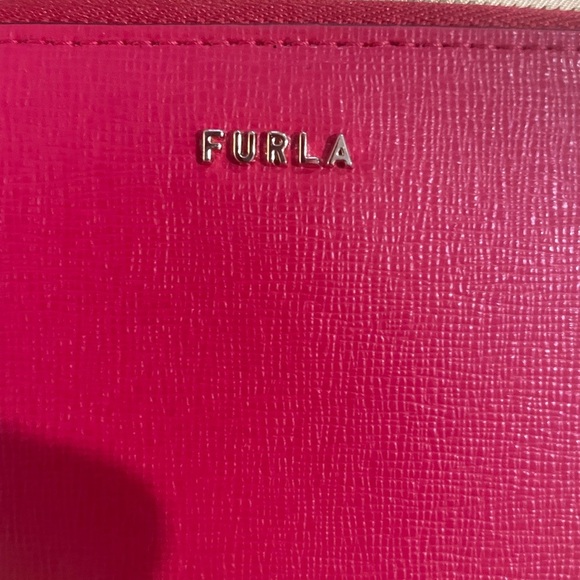 Furla Elegant Red Women's Wallet - Picture 2 of 4